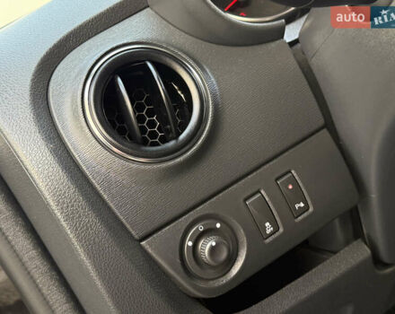 Дачія Лоджі 2018 у Дрогобичі на Automoto.ua Чорний Дачія Лоджі, об'ємом двигуна 1.6 л та пробігом 98 тис. км за 9750 $, фото 76 на Automoto.ua