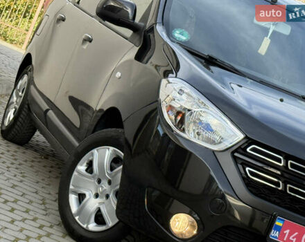 Дачія Лоджі 2018 у Дрогобичі на Automoto.ua Чорний Дачія Лоджі, об'ємом двигуна 1.6 л та пробігом 98 тис. км за 9750 $, фото 7 на Automoto.ua