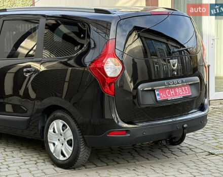 Дачія Лоджі 2018 у Дрогобичі на Automoto.ua Чорний Дачія Лоджі, об'ємом двигуна 1.6 л та пробігом 98 тис. км за 9750 $, фото 34 на Automoto.ua