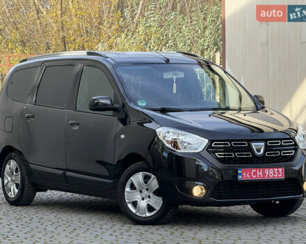 Дачія Лоджі 2018 у Дрогобичі на Automoto.ua Чорний Дачія Лоджі, об'ємом двигуна 1.6 л та пробігом 98 тис. км за 9750 $, фото 5 на Automoto.ua