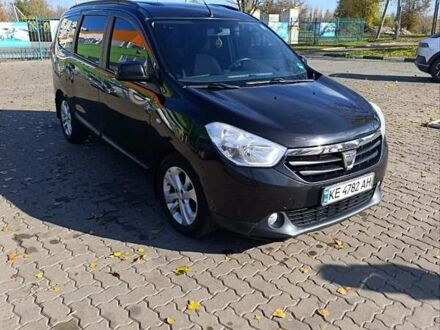 Черный Дачия Лоджи, объемом двигателя 1.5 л и пробегом 305 тыс. км за 8300 $, фото 1 на Automoto.ua