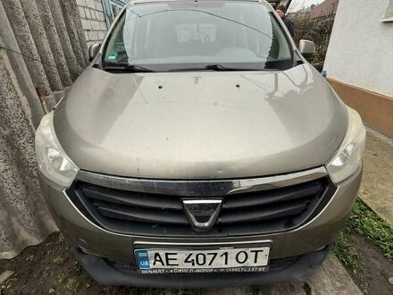 Коричневий Дачія Лоджі, об'ємом двигуна 1.6 л та пробігом 214 тис. км за 4999 $, фото 1 на Automoto.ua