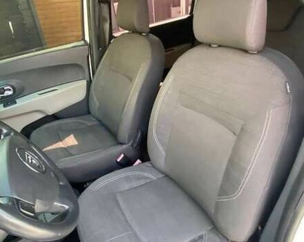 Дачия Лоджи, объемом двигателя 1.5 л и пробегом 208 тыс. км за 6600 $, фото 17 на Automoto.ua