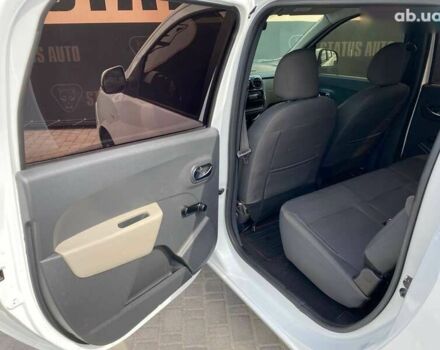 Дачия Лоджи, объемом двигателя 1.5 л и пробегом 208 тыс. км за 6600 $, фото 25 на Automoto.ua