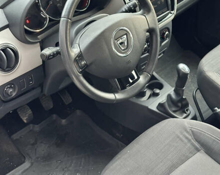 Дачія Лоджі, об'ємом двигуна 1.6 л та пробігом 235 тис. км за 7450 $, фото 18 на Automoto.ua