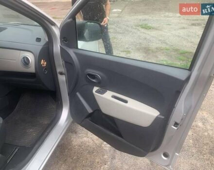 Дачія Лоджі, об'ємом двигуна 0 л та пробігом 170 тис. км за 8900 $, фото 4 на Automoto.ua