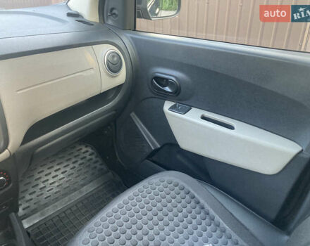 Дачія Лоджі 2014 у Богуславе на Automoto.ua Дачія Лоджі, об'ємом двигуна 1.6 л та пробігом 196 тис. км за 7200 $, фото 7 на Automoto.ua