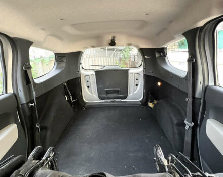 Серый Дачия Лоджи, объемом двигателя 1.6 л и пробегом 169 тыс. км за 7800 $, фото 21 на Automoto.ua