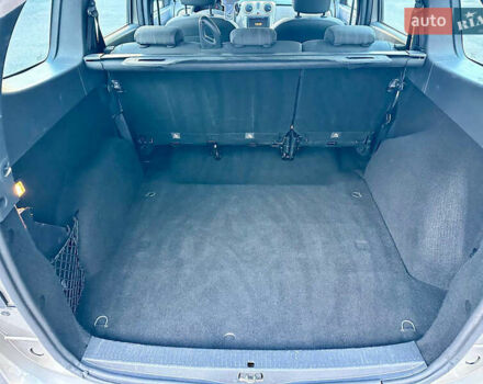 Сірий Дачія Лоджі, об'ємом двигуна 1.6 л та пробігом 167 тис. км за 7450 $, фото 8 на Automoto.ua