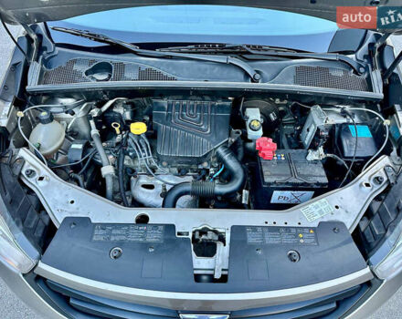 Сірий Дачія Лоджі, об'ємом двигуна 1.6 л та пробігом 167 тис. км за 7450 $, фото 11 на Automoto.ua