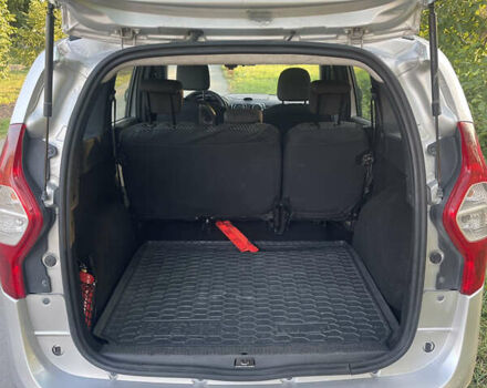 Серый Дачия Лоджи, объемом двигателя 1.5 л и пробегом 496 тыс. км за 6200 $, фото 8 на Automoto.ua