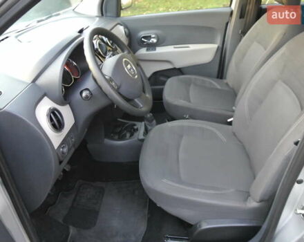 Серый Дачия Лоджи, объемом двигателя 1.5 л и пробегом 238 тыс. км за 8800 $, фото 8 на Automoto.ua