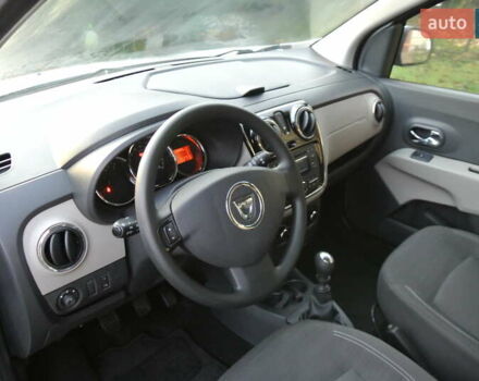 Серый Дачия Лоджи, объемом двигателя 1.5 л и пробегом 238 тыс. км за 8800 $, фото 7 на Automoto.ua
