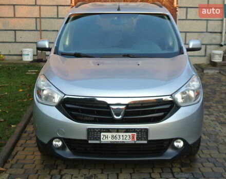 Серый Дачия Лоджи, объемом двигателя 1.5 л и пробегом 238 тыс. км за 8800 $, фото 1 на Automoto.ua