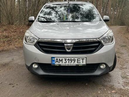 Дачія Лоджі 2014 у Коростышеве на Automoto.ua Сірий Дачія Лоджі, об'ємом двигуна 1.2 л та пробігом 144 тис. км за 6700 $, фото 1 на Automoto.ua