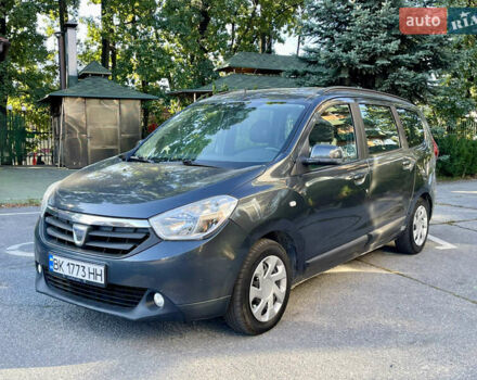 Серый Дачия Лоджи, объемом двигателя 1.6 л и пробегом 219 тыс. км за 7300 $, фото 1 на Automoto.ua
