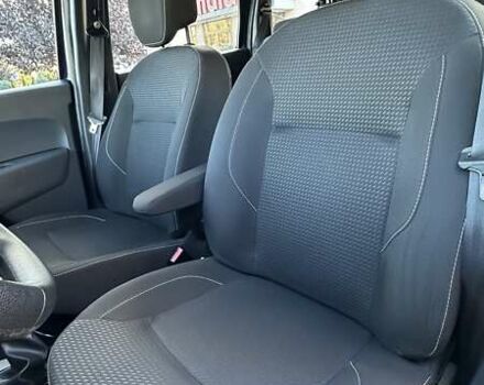 Дачия Лоджи 2017 в Бершаде на Automoto.ua Синий Дачия Лоджи, объемом двигателя 0 л и пробегом 227 тыс. км за 9650 $, фото 27 на Automoto.ua