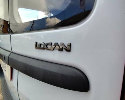 Белый Дачия Логан МСВ, объемом двигателя 1.6 л и пробегом 200 тыс. км за 5500 $, фото 20 на Automoto.ua
