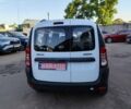 Белый Дачия Логан МСВ, объемом двигателя 1.6 л и пробегом 200 тыс. км за 5500 $, фото 9 на Automoto.ua