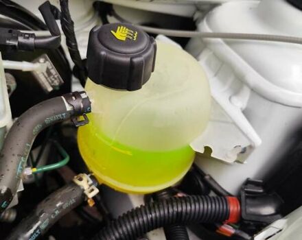 Белый Дачия Логан МСВ, объемом двигателя 1.6 л и пробегом 200 тыс. км за 5500 $, фото 29 на Automoto.ua