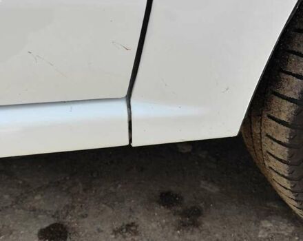 Белый Дачия Логан МСВ, объемом двигателя 1.6 л и пробегом 200 тыс. км за 5500 $, фото 23 на Automoto.ua