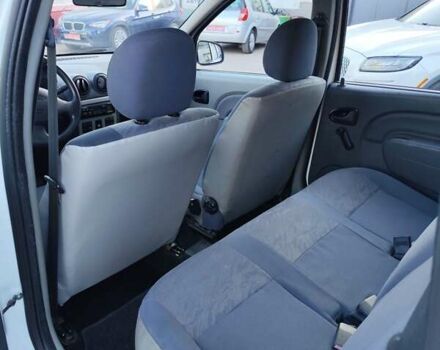 Белый Дачия Логан МСВ, объемом двигателя 1.6 л и пробегом 200 тыс. км за 5500 $, фото 13 на Automoto.ua