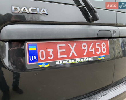Черный Дачия Логан МСВ, объемом двигателя 1.6 л и пробегом 236 тыс. км за 5750 $, фото 9 на Automoto.ua