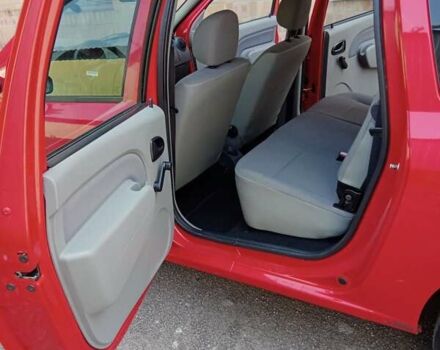 Красный Дачия Логан МСВ, объемом двигателя 1.4 л и пробегом 212 тыс. км за 5300 $, фото 10 на Automoto.ua