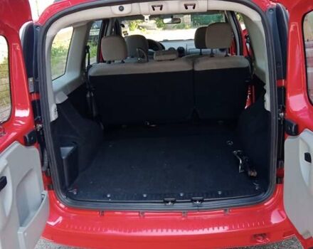 Красный Дачия Логан МСВ, объемом двигателя 1.4 л и пробегом 212 тыс. км за 5300 $, фото 13 на Automoto.ua