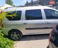 Сірий Дачія Логан МСВ, об'ємом двигуна 1.6 л та пробігом 199 тис. км за 4800 $, фото 2 на Automoto.ua