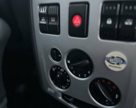 Сірий Дачія Логан МСВ, об'ємом двигуна 1.6 л та пробігом 207 тис. км за 5800 $, фото 16 на Automoto.ua