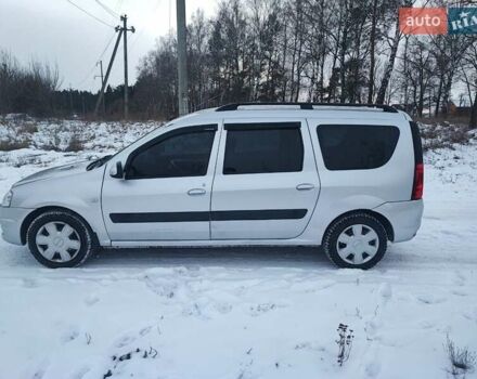 Серый Дачия Логан МСВ, объемом двигателя 1.6 л и пробегом 240 тыс. км за 6000 $, фото 5 на Automoto.ua