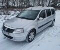 Серый Дачия Логан МСВ, объемом двигателя 1.6 л и пробегом 240 тыс. км за 6000 $, фото 6 на Automoto.ua
