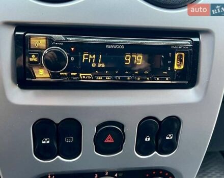 Серый Дачия Логан МСВ, объемом двигателя 1.6 л и пробегом 139 тыс. км за 6650 $, фото 47 на Automoto.ua