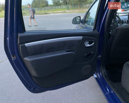 Синий Дачия Логан МСВ, объемом двигателя 1.6 л и пробегом 185 тыс. км за 5650 $, фото 28 на Automoto.ua