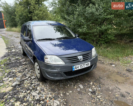 Синий Дачия Логан МСВ, объемом двигателя 1.39 л и пробегом 112 тыс. км за 4250 $, фото 2 на Automoto.ua