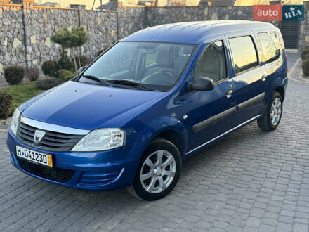 Дачія Логан МСВ 2010 у Хмельницькому на Automoto.ua Синій Дачія Логан МСВ, об'ємом двигуна 1.6 л та пробігом 125 тис. км за 5990 $, фото 1 на Automoto.ua