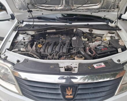 Белый Дачия Логан, объемом двигателя 1.6 л и пробегом 252 тыс. км за 6000 $, фото 6 на Automoto.ua