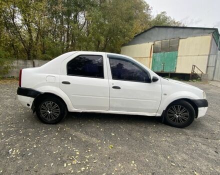 Белый Дачия Логан, объемом двигателя 1.4 л и пробегом 253 тыс. км за 1499 $, фото 3 на Automoto.ua