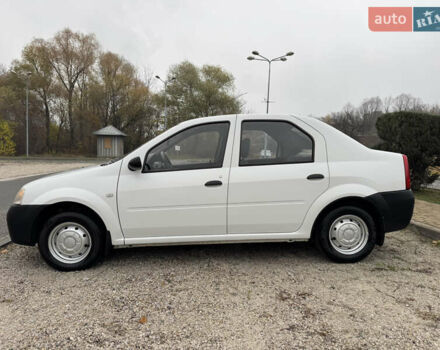 Белый Дачия Логан, объемом двигателя 1.4 л и пробегом 97 тыс. км за 3999 $, фото 14 на Automoto.ua