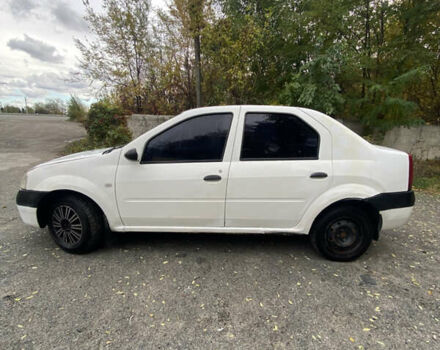 Белый Дачия Логан, объемом двигателя 1.4 л и пробегом 254 тыс. км за 1399 $, фото 5 на Automoto.ua
