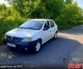 Белый Дачия Логан, объемом двигателя 1.4 л и пробегом 327 тыс. км за 2450 $, фото 1 на Automoto.ua