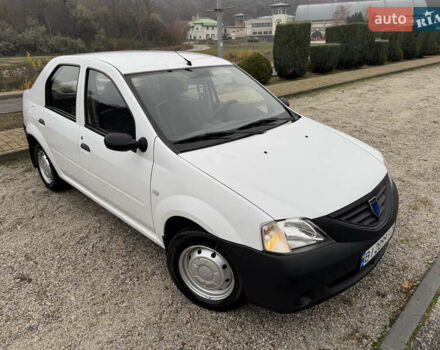 Белый Дачия Логан, объемом двигателя 1.4 л и пробегом 97 тыс. км за 3999 $, фото 6 на Automoto.ua