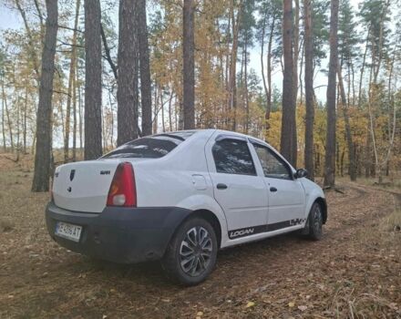 Дачія Logan 2006 у Дніпро (Дніпропетровську) на Automoto.ua Білий Дачія Logan, об'ємом двигуна 1.4 л та пробігом 405 тис. км за 2700 $, фото 3 на Automoto.ua