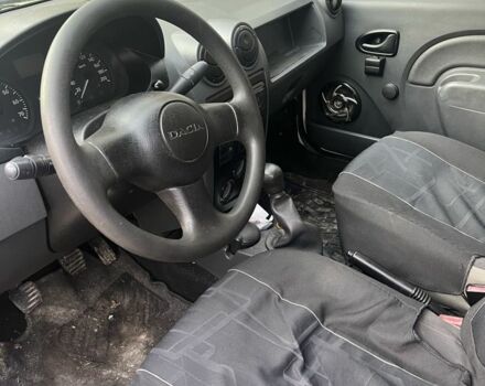 Белый Дачия Логан, объемом двигателя 0 л и пробегом 233 тыс. км за 1999 $, фото 5 на Automoto.ua