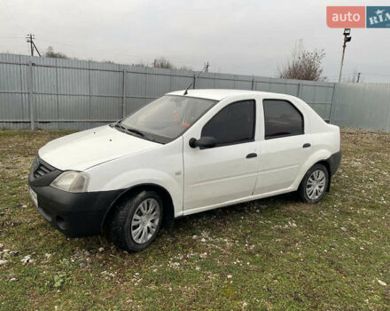 Белый Дачия Логан, объемом двигателя 1.4 л и пробегом 240 тыс. км за 1750 $, фото 2 на Automoto.ua