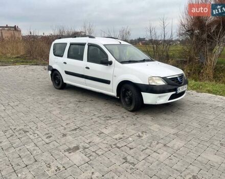 Білий Дачія Logan, об'ємом двигуна 1.6 л та пробігом 302 тис. км за 3800 $, фото 3 на Automoto.ua