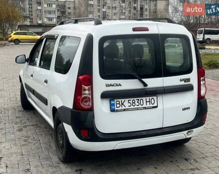 Белый Дачия Логан, объемом двигателя 1.6 л и пробегом 302 тыс. км за 3550 $, фото 5 на Automoto.ua