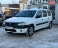 Белый Дачия Логан, объемом двигателя 1.6 л и пробегом 227 тыс. км за 4500 $, фото 2 на Automoto.ua