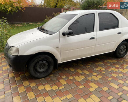 Дачія Logan 2008 у Бобровице на Automoto.ua Білий Дачія Logan, об'ємом двигуна 1.39 л та пробігом 400 тис. км за 1999 $, фото 2 на Automoto.ua